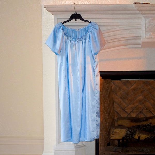 Ekouaer Women's Satin Nightgown Light Blue Size M