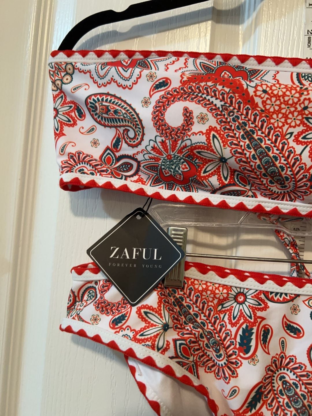 Zaful Paisley Print Scalloped Trim Bikini Set Size L 2