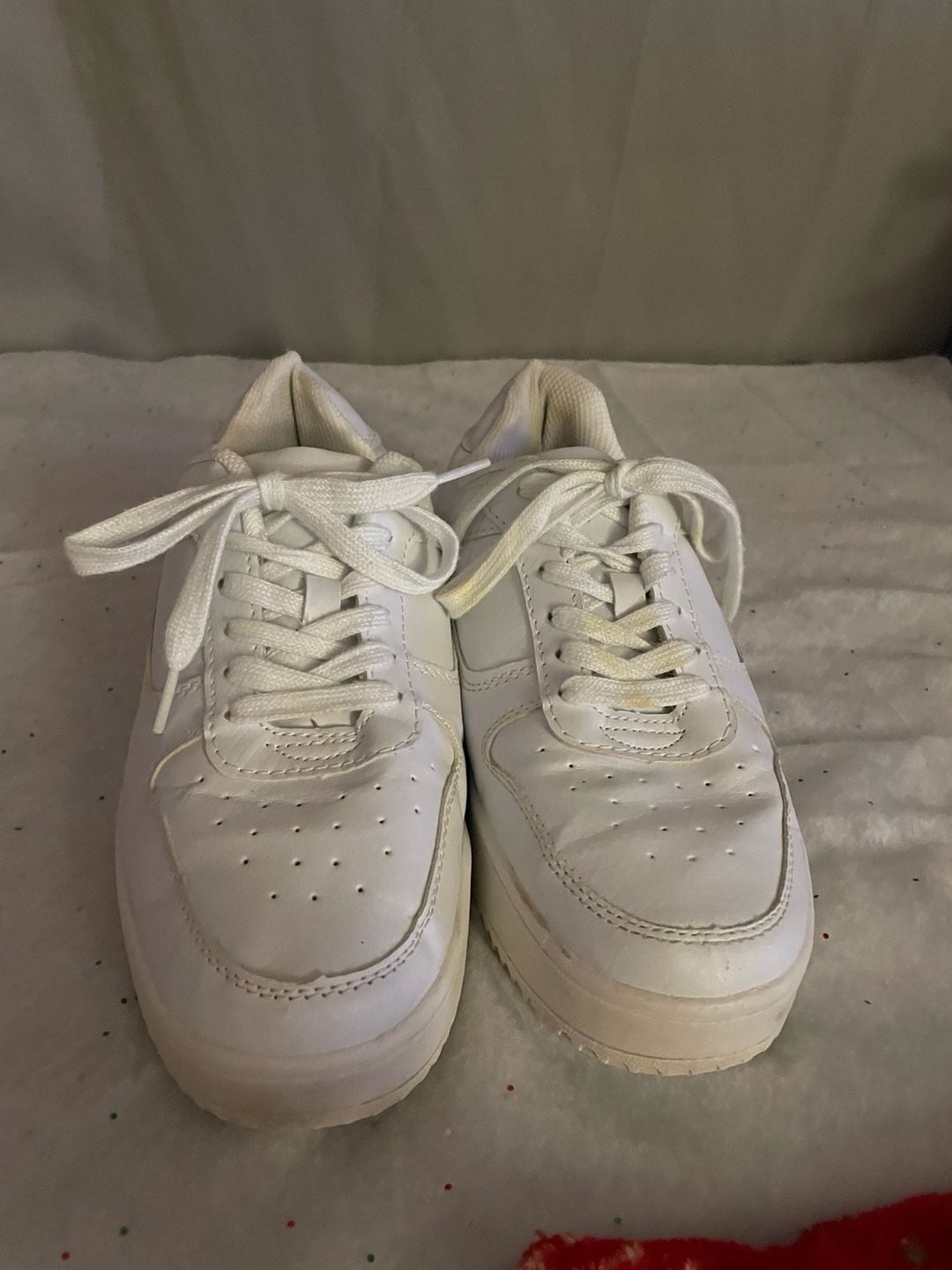 No Boundaries White Platform Low Top Sneakers 2