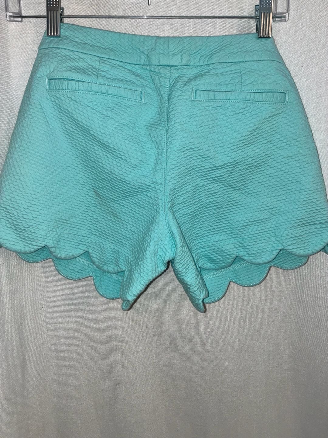Lilly Pulitzer The Buttercup Stretch Scalloped Shorts Size 0 8