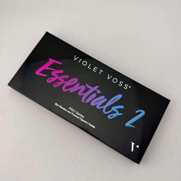 Violet Voss Essentials 2 Pro Series Eye Shadow and Pressed Pigment Palette