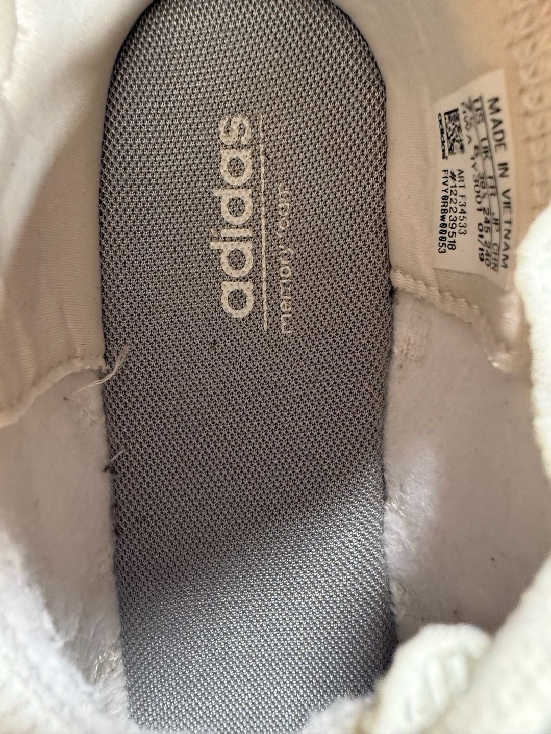 Adidas Women's Size 7.5 White Black Knit Memory Foam Sneakers 8
