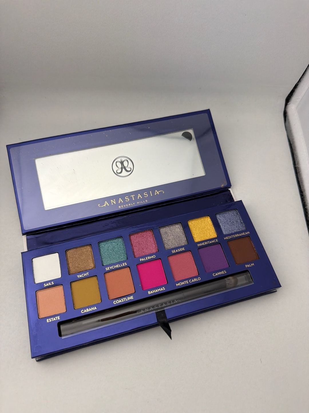 Anastasia Beverly Hills Riviera Eyeshadow Palette 3