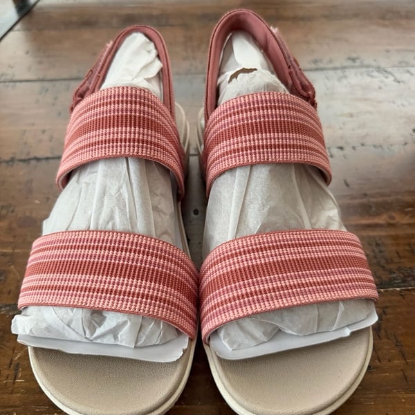 Easy Spirit SETRISTENS Women's Sandals Pink Striped Size 7.5W