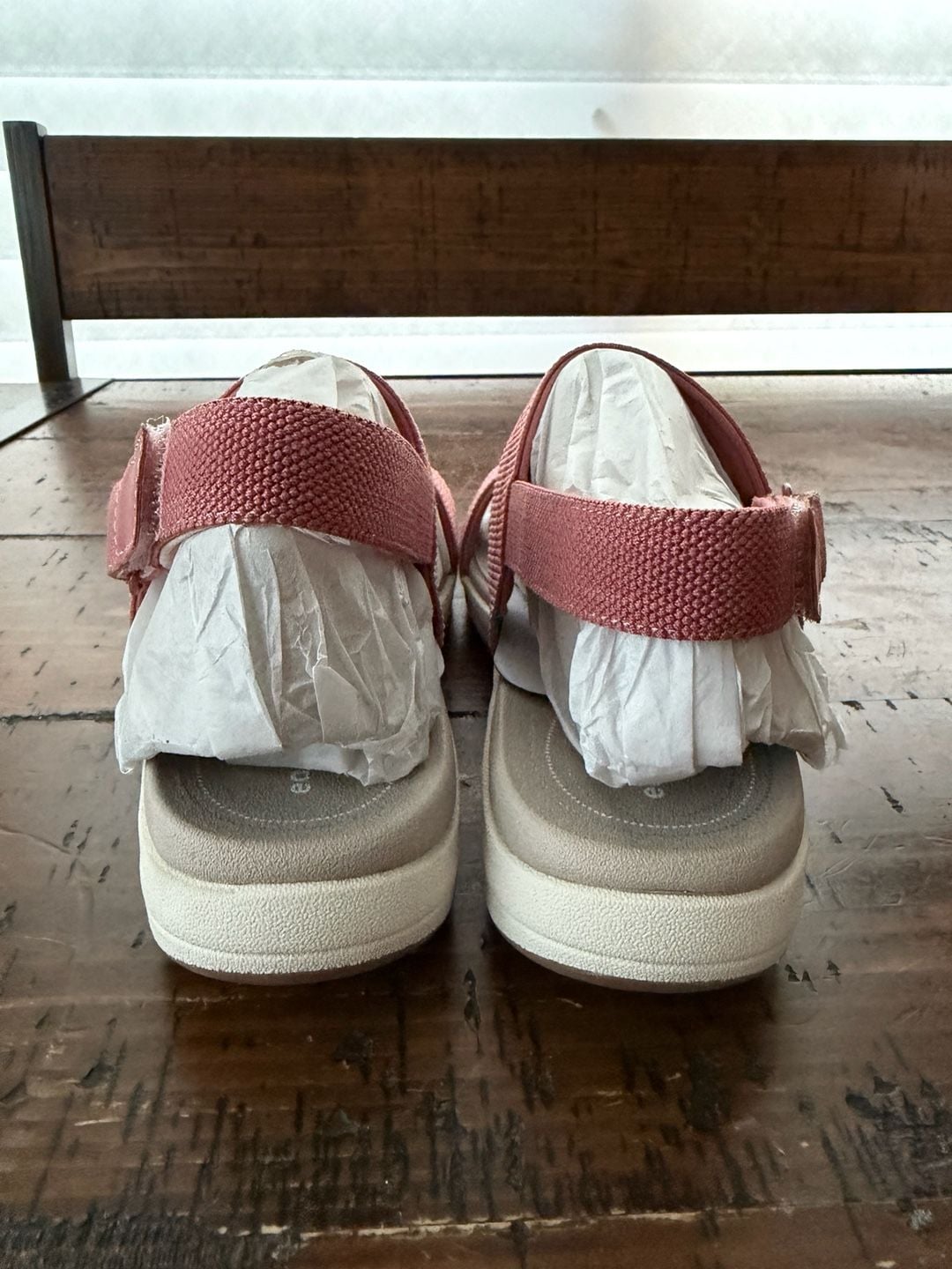Easy Spirit SETRISTENS Women's Sandals Pink Striped Size 7.5W 5