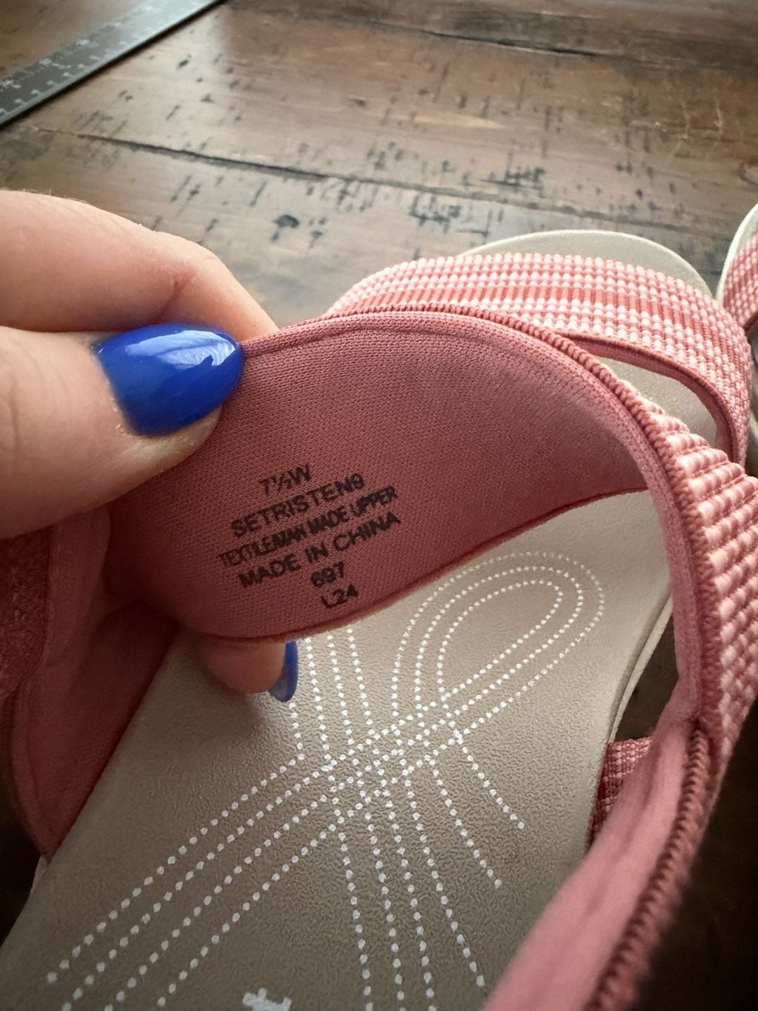 Easy Spirit SETRISTENS Women's Sandals Pink Striped Size 7.5W 9