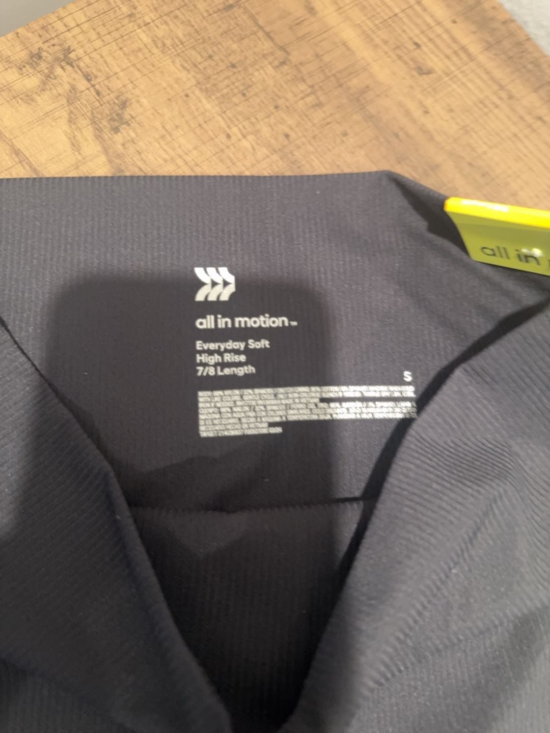 All in Motion Everyday Soft High Rise 7/8 Length Leggings Size S 3
