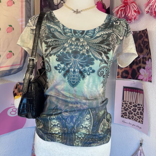 Daytrip Women's Size M Blue Paisley Rhinestone Embellished Short Sleeve T-Shirt