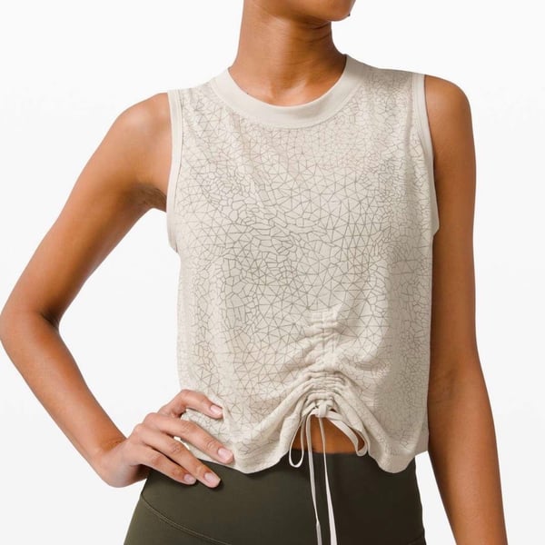 Lululemon Cinch Me Up Front Tank Top Beige Dune Geometric Print Drawstring