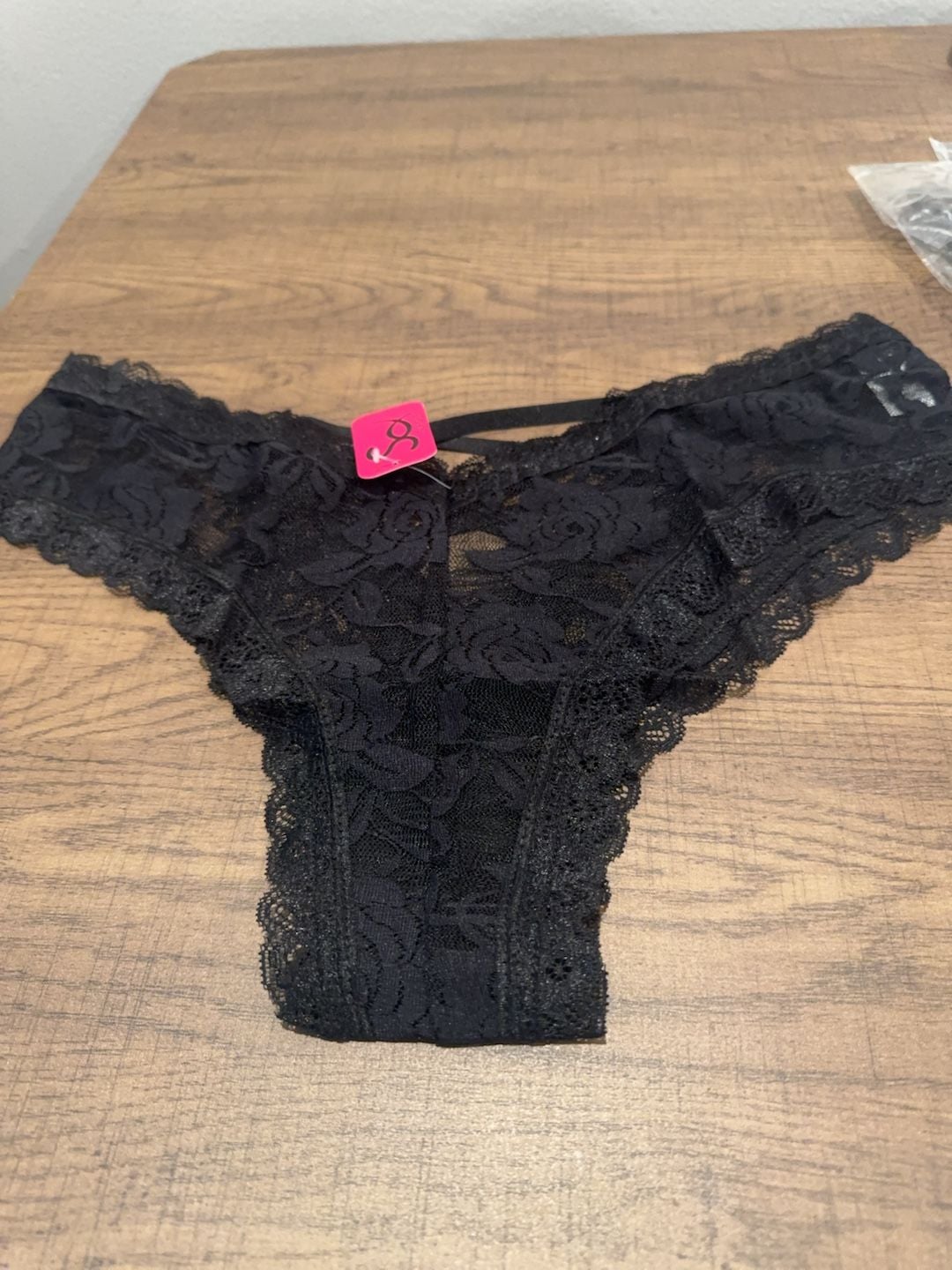 Sofishie Women's Size Large Black Lace Trim Sexy V Back Criss Cross Panties NWT 2