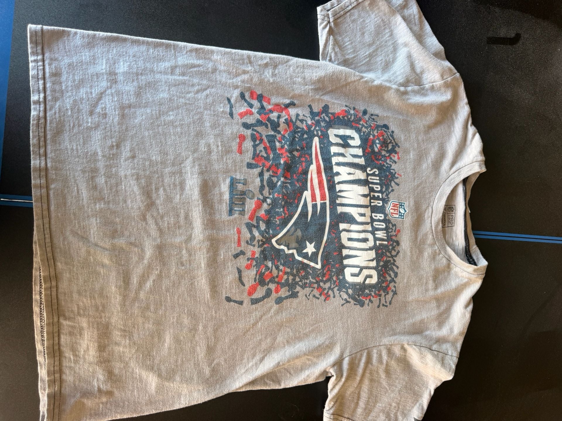 Fanatics New England Patriots Super Bowl LIII Champions T-Shirt Size M 2