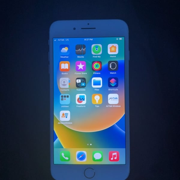 Apple iPhone 8 Plus Smartphone