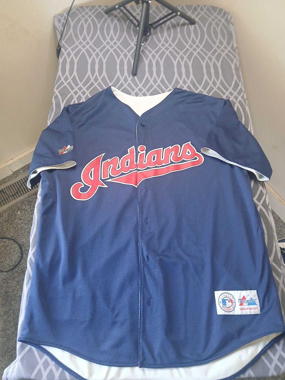 Vintage Majestic Cleveland Indians Reversible MLB Baseball Jersey 2