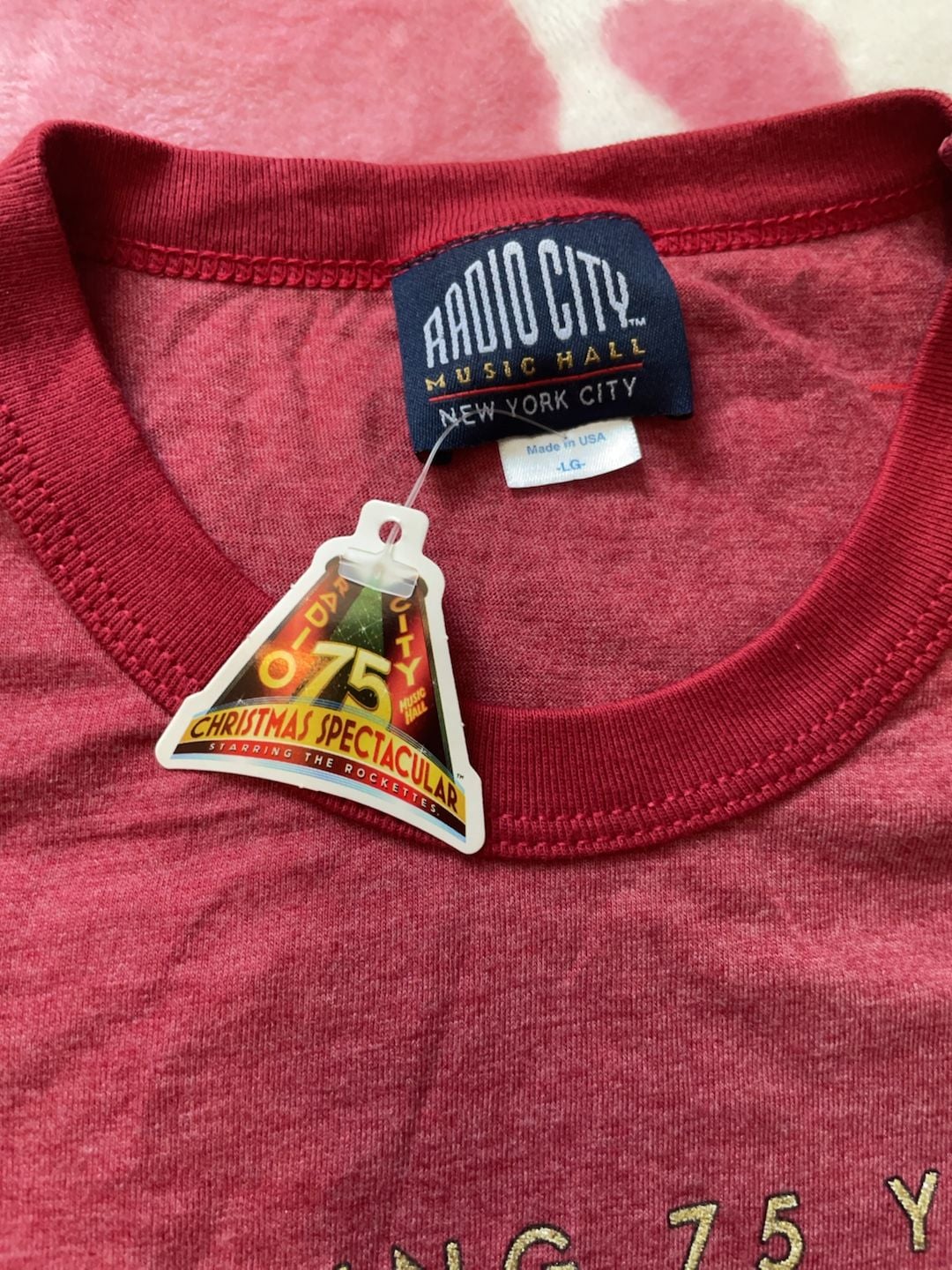Radio City Music Hall Christmas Spectacular 75th Anniversary T-Shirt Size LG 4