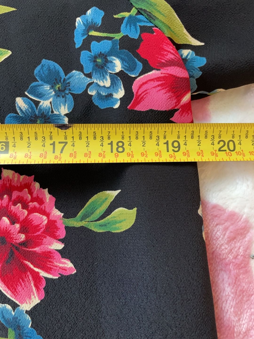 Maggie Sweet Floral Print Blouse Size Medium 4