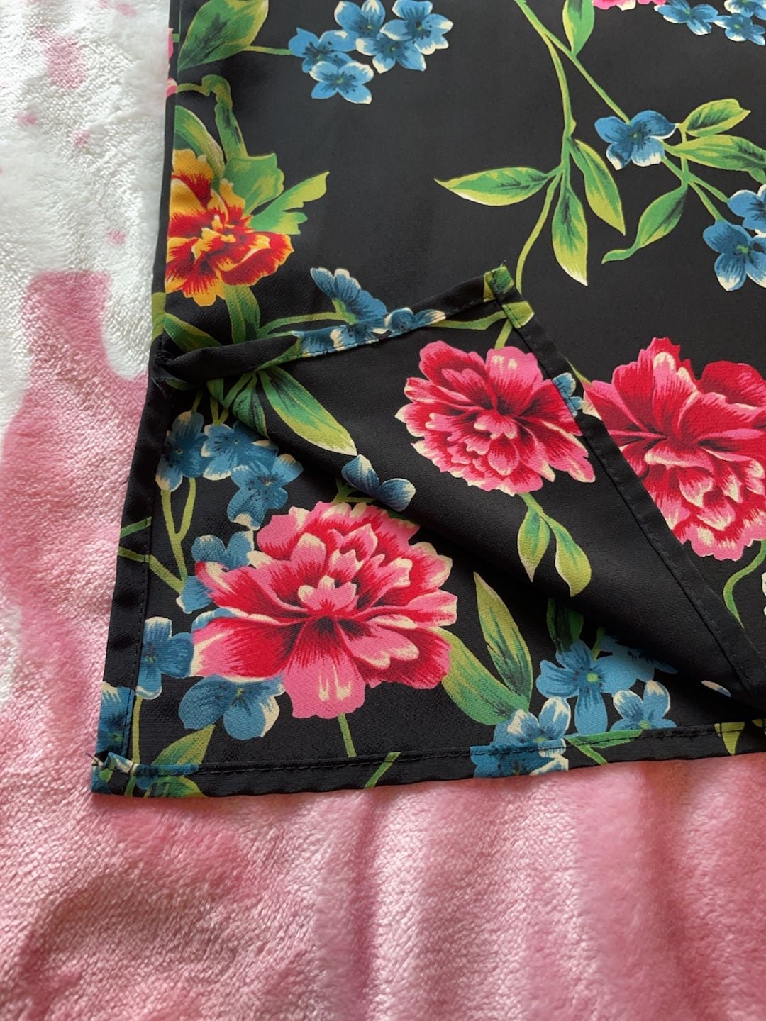 Maggie Sweet Floral Print Blouse Size Medium 9