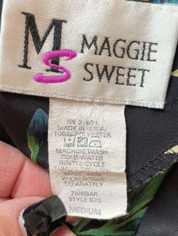 Maggie Sweet Floral Print Blouse Size Medium 3