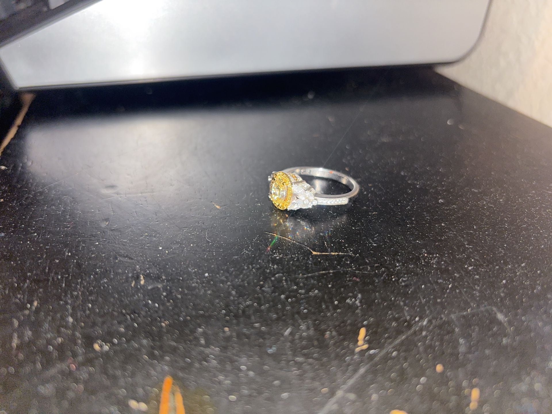 GR Luxe Oval Yellow Stone Engagement Ring 5