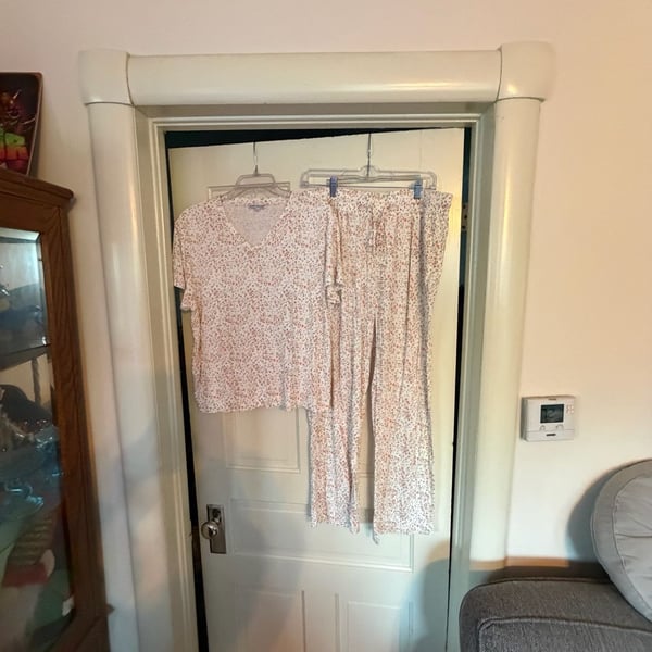 Mary Square Women's Floral Pajama Set Size L