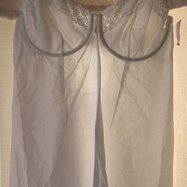 D243 Audrey Intimates White Lace Trim Chemise XL