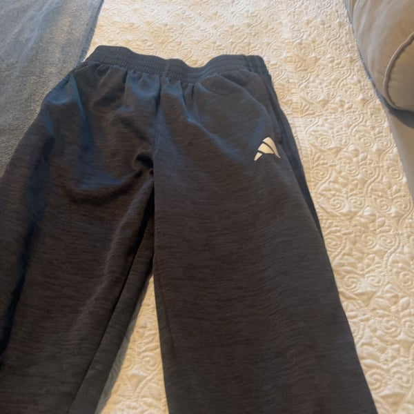 Adidas Boys Regular Fit Jogger Sweatpants Size L 14/16