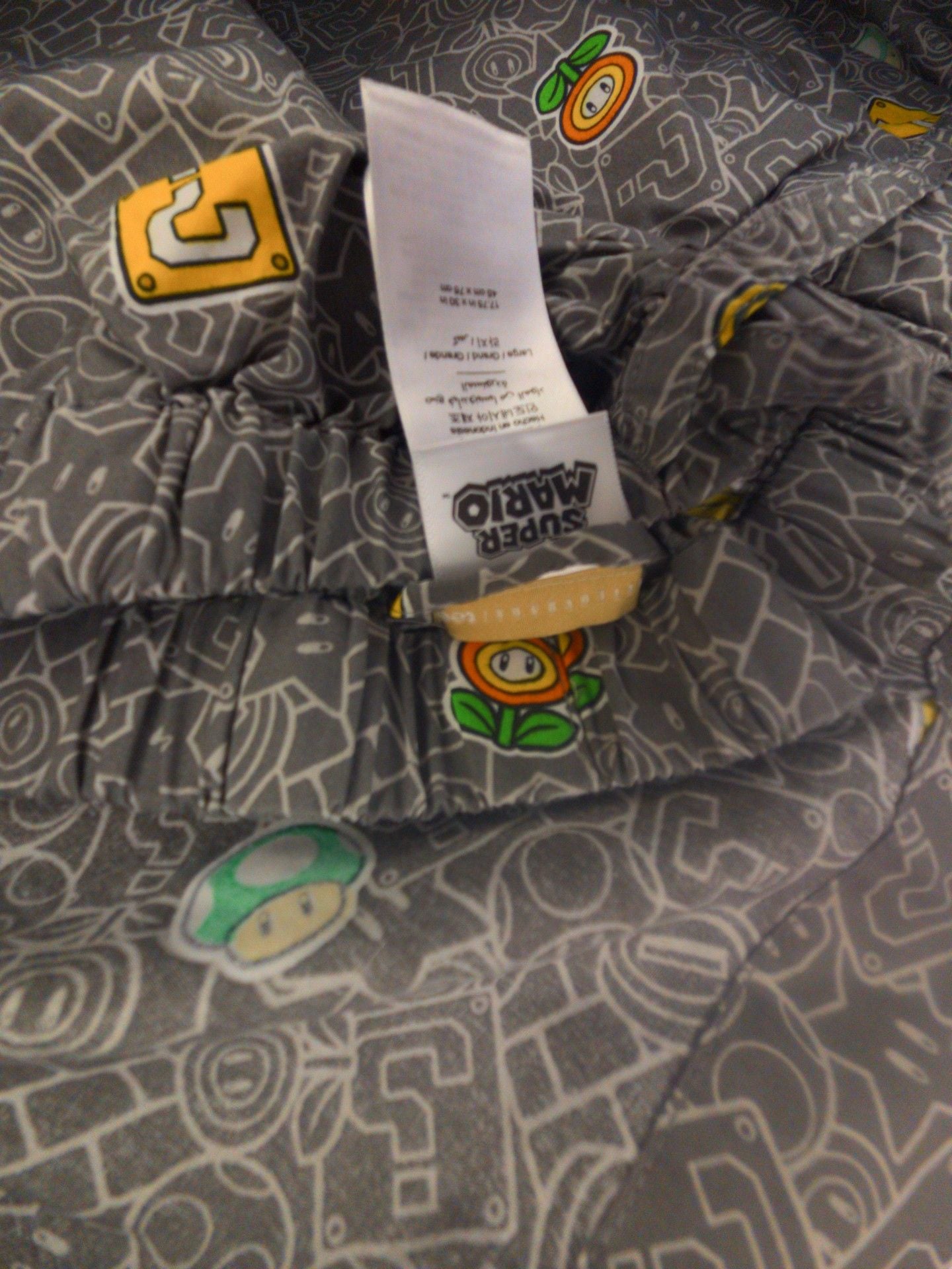Super Mario Men's Pajama Set Size Large 4