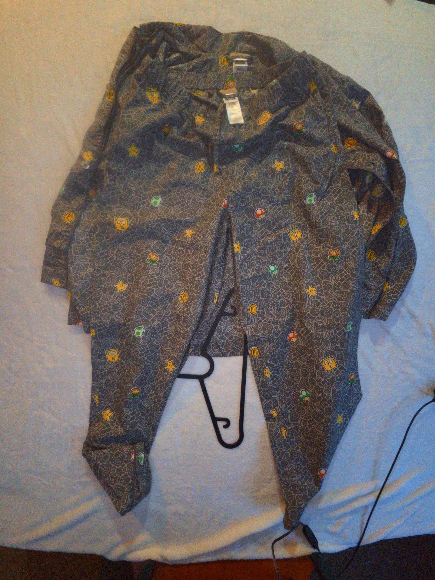 Super Mario Men's Pajama Set Size Large 5