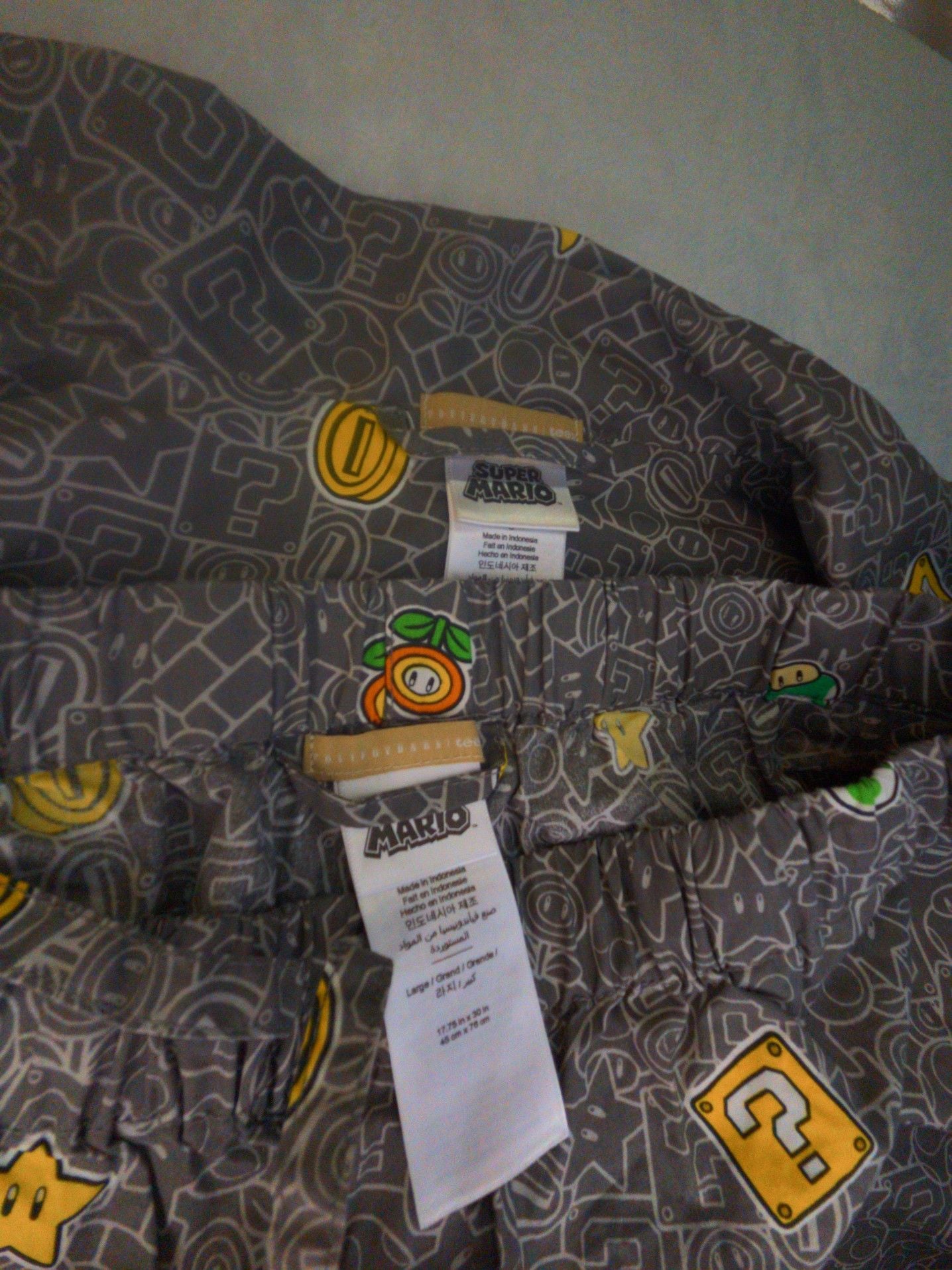 Super Mario Men's Pajama Set Size Large 6