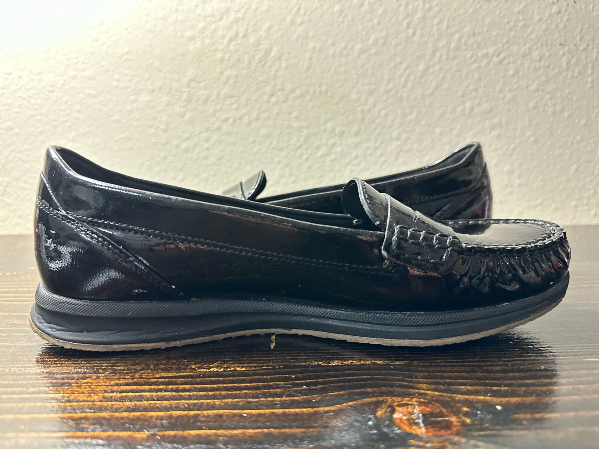 Geox Respira Black Patent Leather Penny Loafers Size 38 5