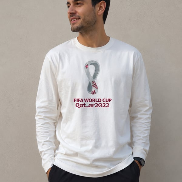 FIFA World Cup Qatar 2022 Long Sleeve Graphic T-Shirt White Size L