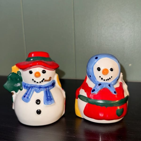 Vintage Ceramic Snowman Couple Salt and Pepper Shakers