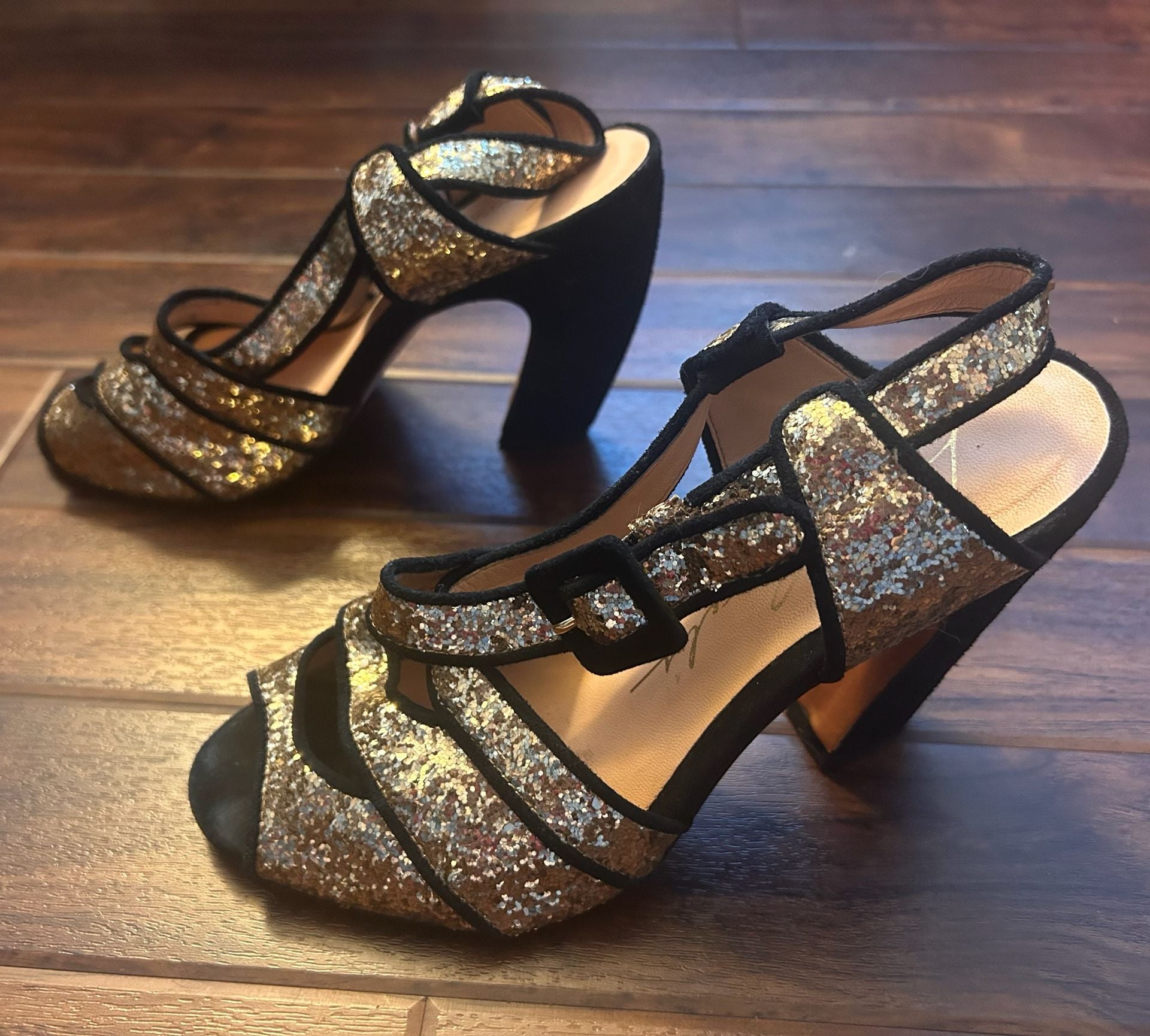 Luisa Barcelo (Anthropologie) Gold Glitter Peep Toe Buckle Heels, size 8 2