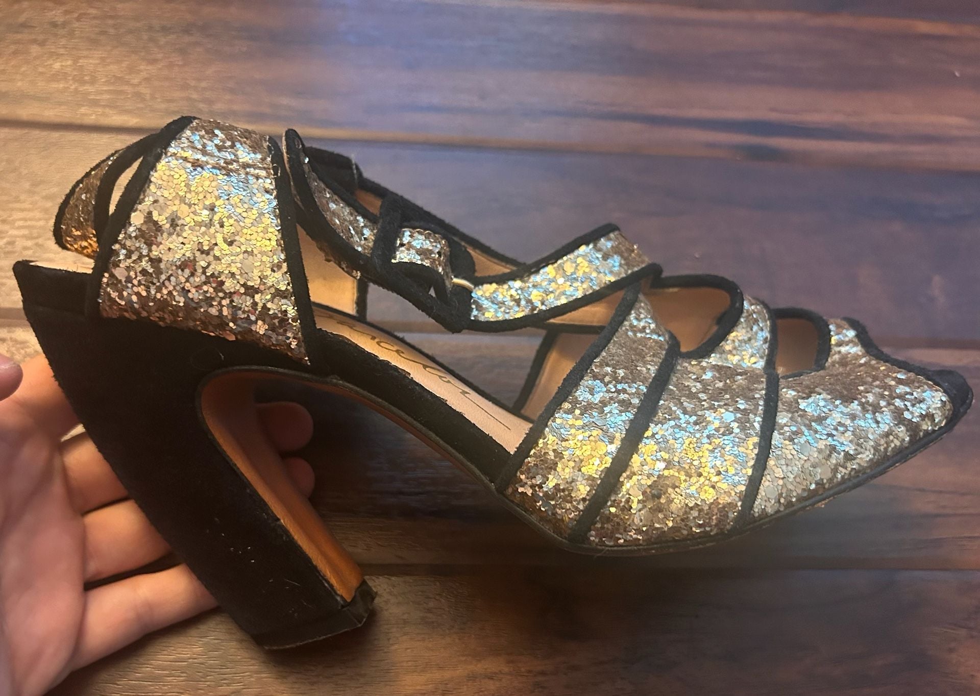 Luisa Barcelo (Anthropologie) Gold Glitter Peep Toe Buckle Heels, size 8 5