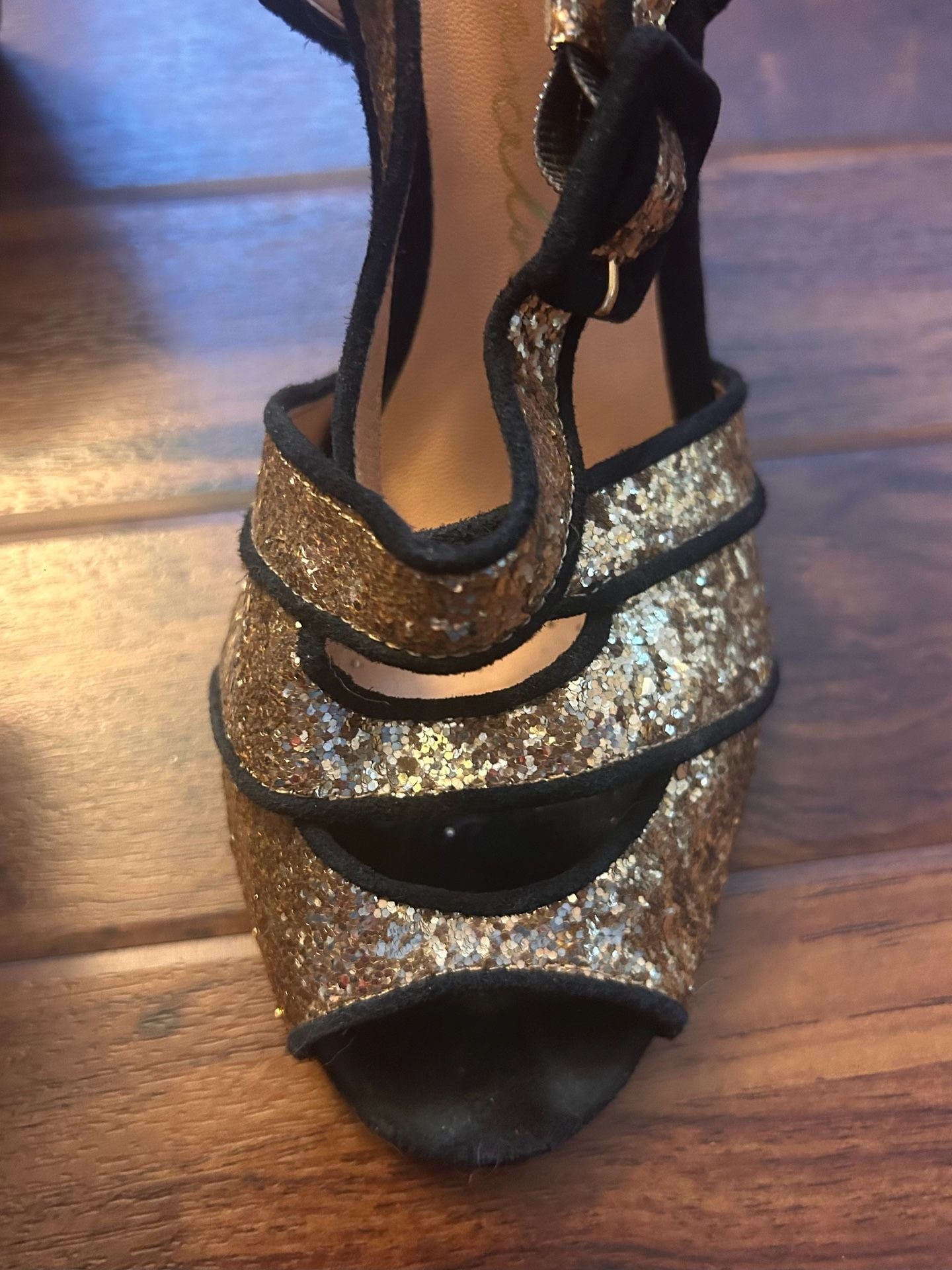 Luisa Barcelo (Anthropologie) Gold Glitter Peep Toe Buckle Heels, size 8 9