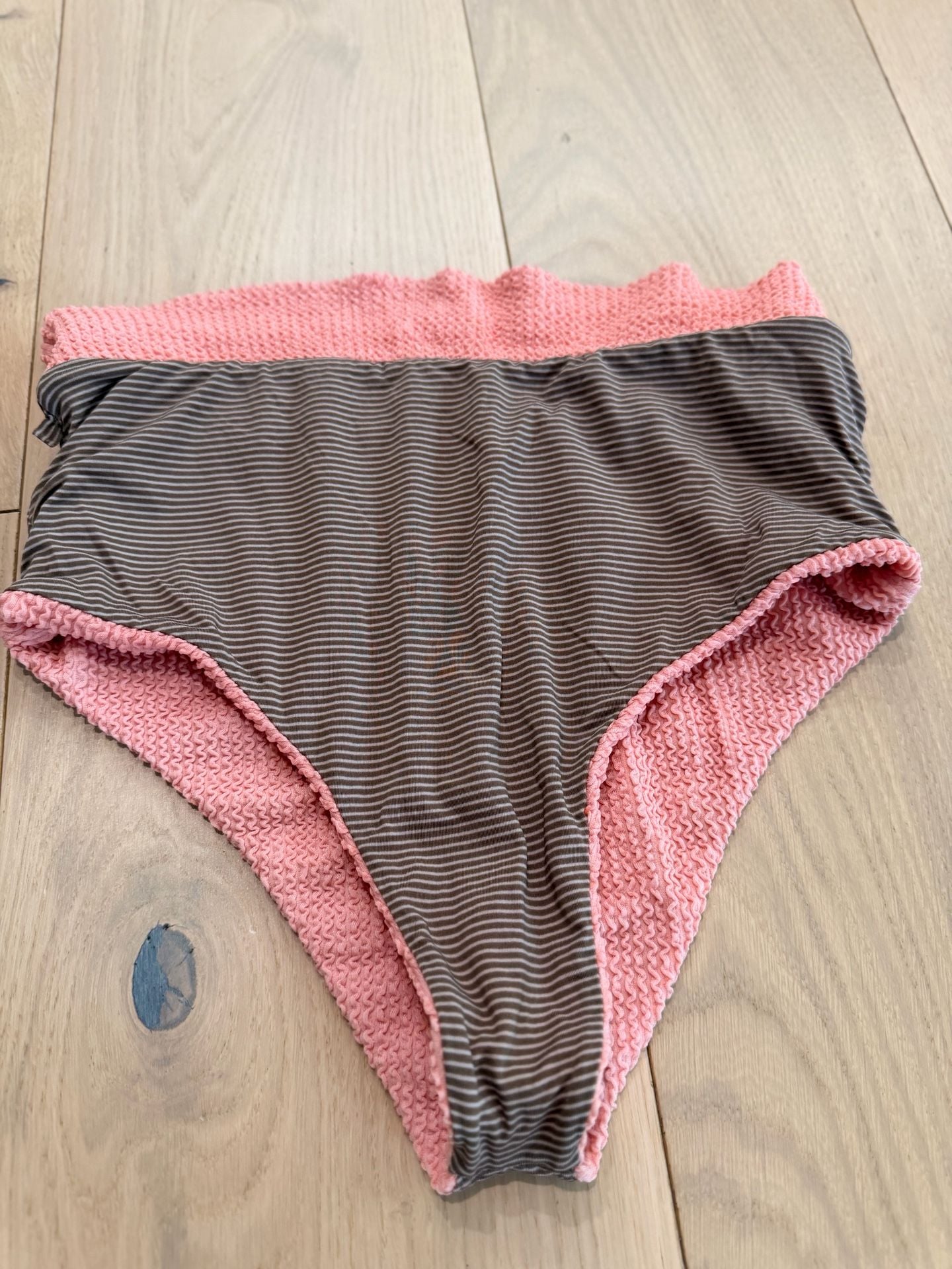 Acacia Swimwear Reversible Bikini Set Pink Textured Stripe Size S M 9
