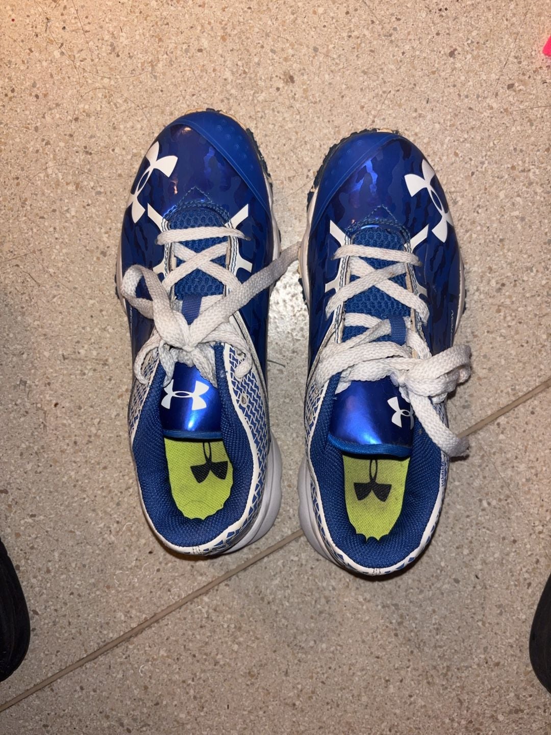 Under Armour Deception ClutchFit Baseball Turf Shoes Blue White 2