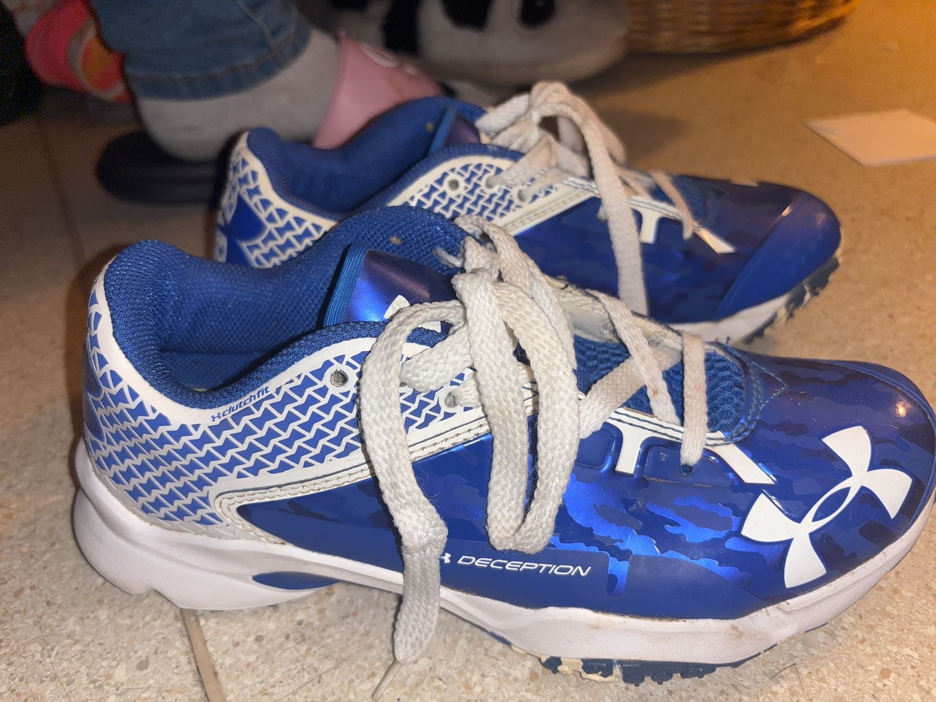 Under Armour Deception ClutchFit Baseball Turf Shoes Blue White 4