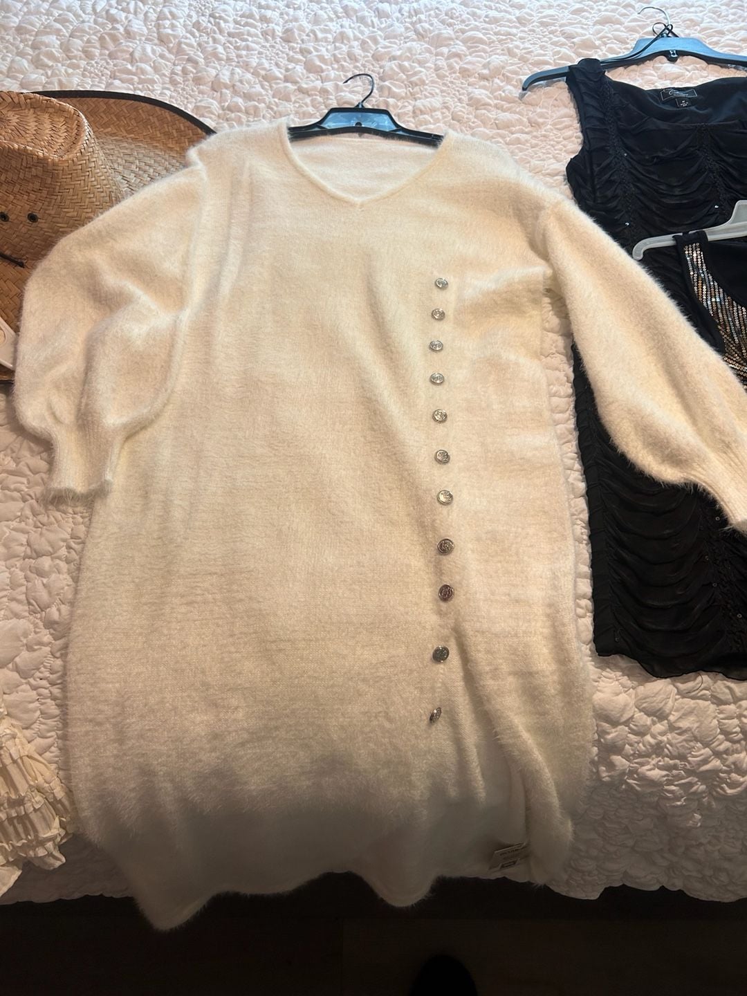 OVVABABY White Fuzzy V-Neck Button-Front Sweater Dress 1