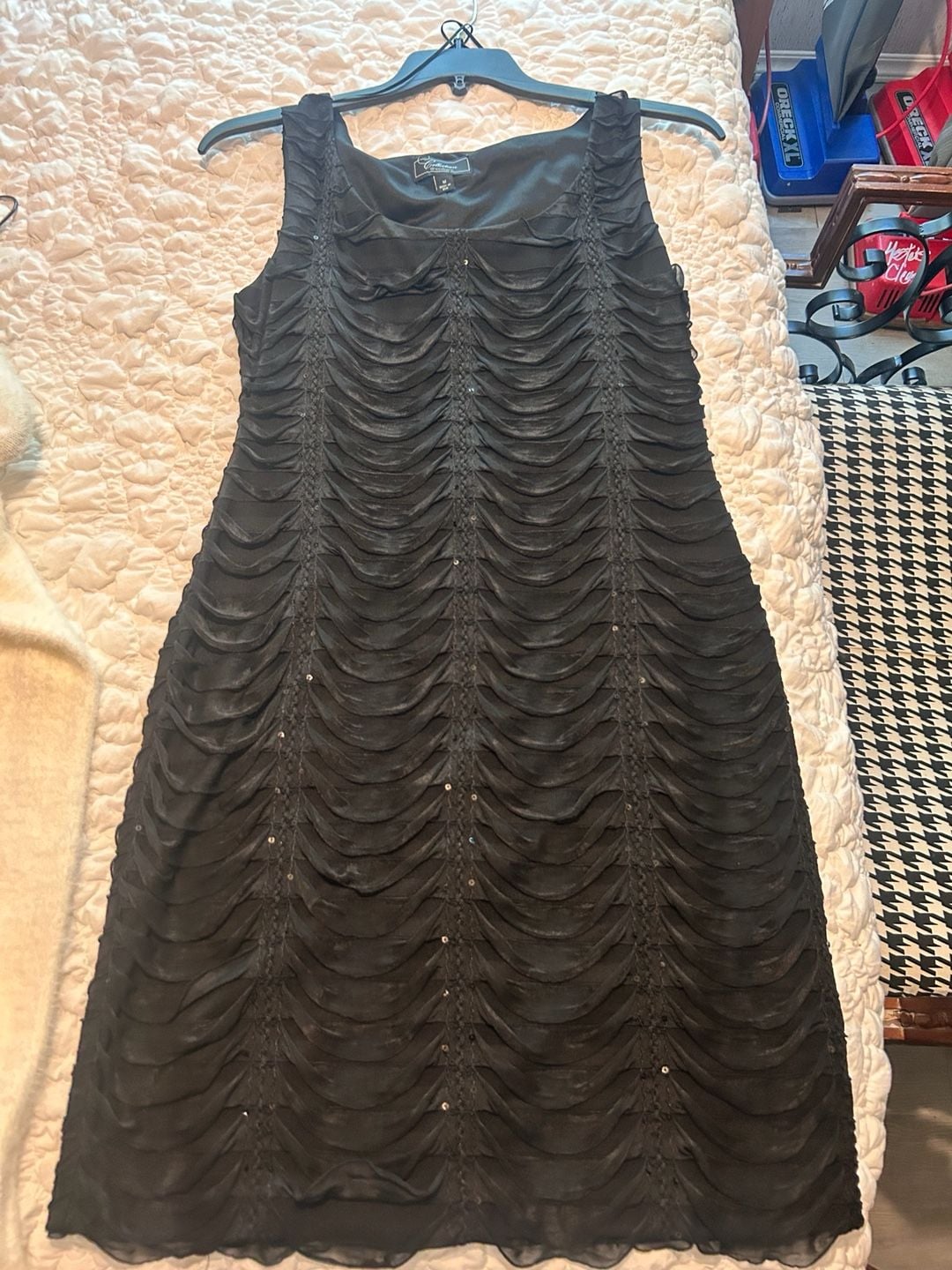 Collection Dressbarn Black Sleeveless Ruffled Sequin Sheath Dress Size M 1