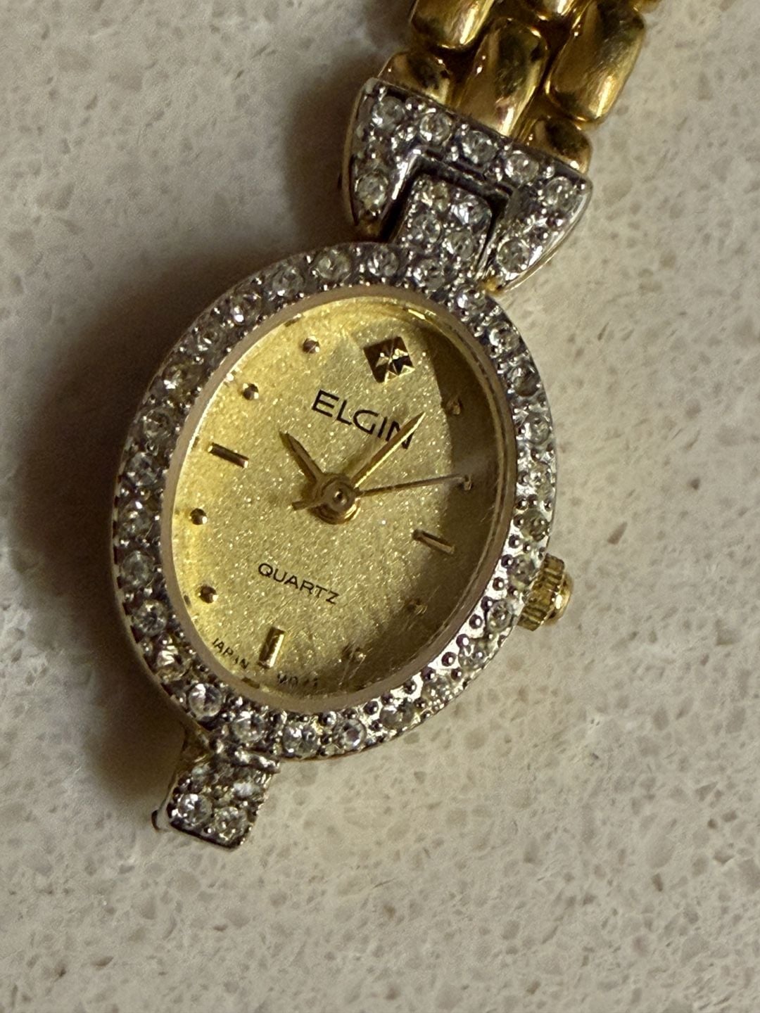 Elgin Women's Gold Tone Oval Quartz Watch with Rhinestone Bezel 3