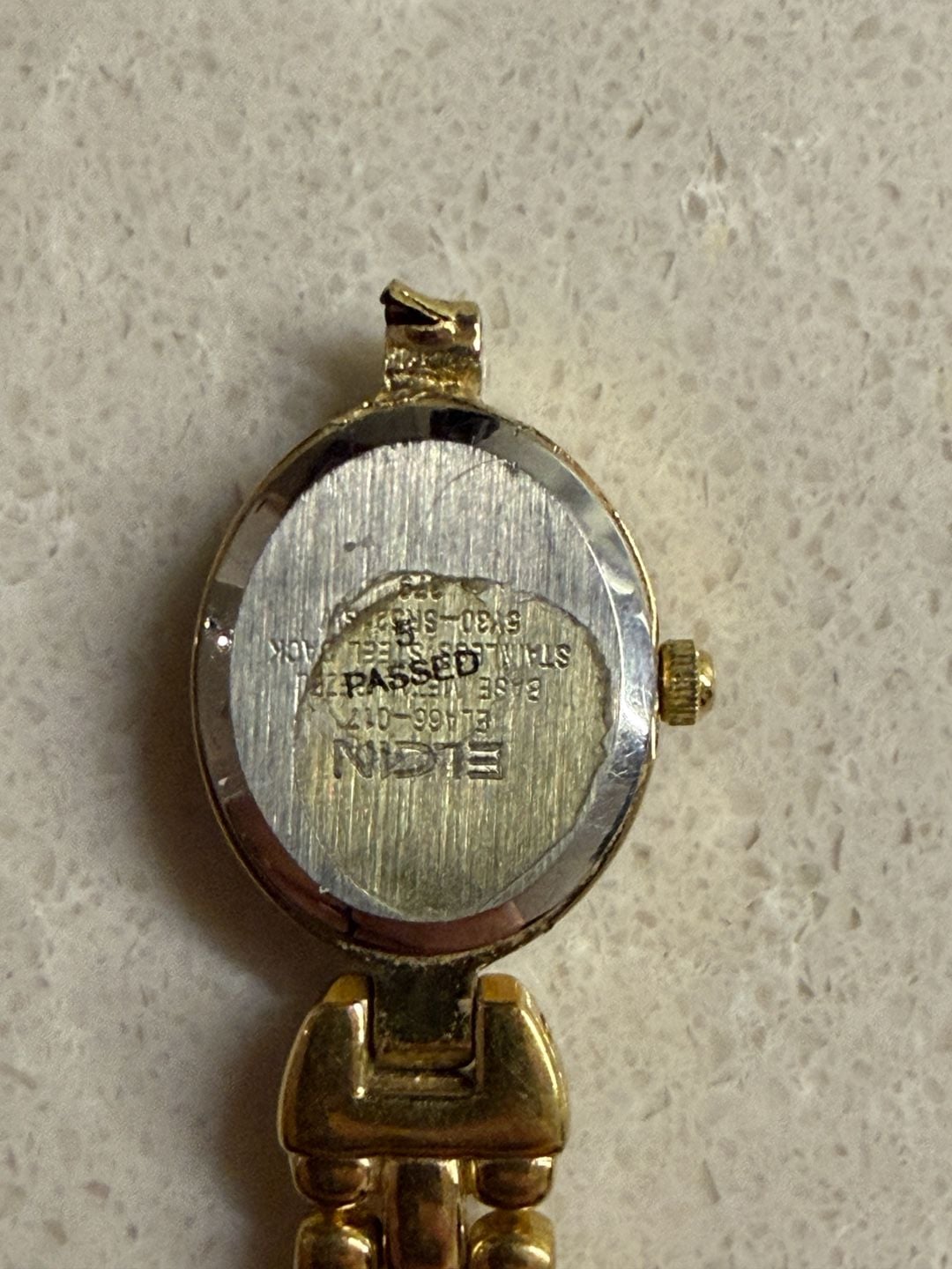 Elgin Women's Gold Tone Oval Quartz Watch with Rhinestone Bezel 4