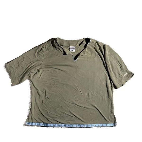 Columbia Vertex Women's XL Olive Green Short Sleeve V-Neck T-Shirt