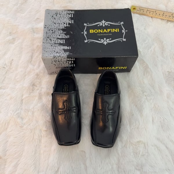 Bonafini Boys Black Slip-On Dress Shoes with Cross Detail Size 6
