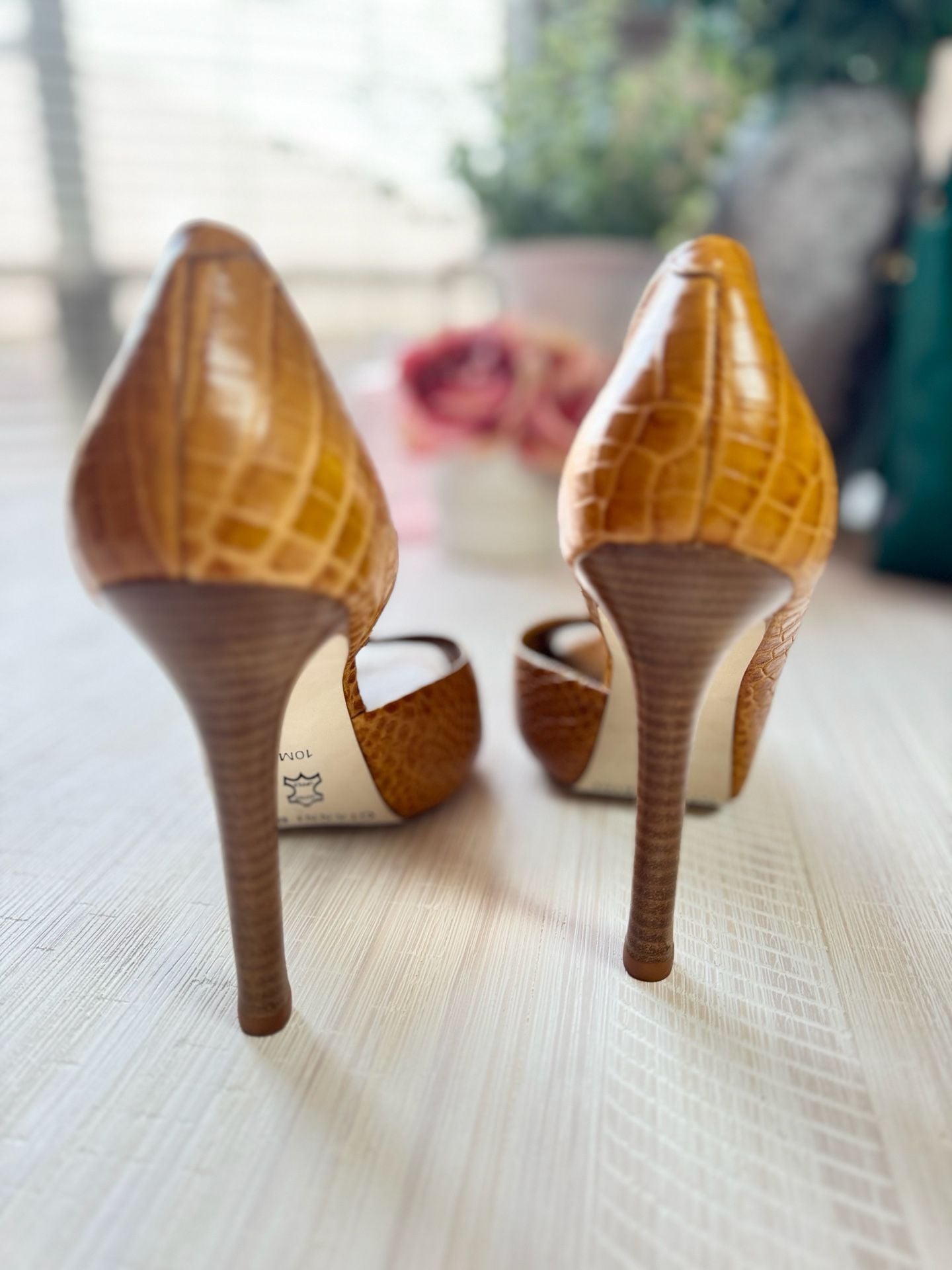 Gianni Bini Tan Croc Embossed D'Orsay Peep Toe Heels Size 10M 8