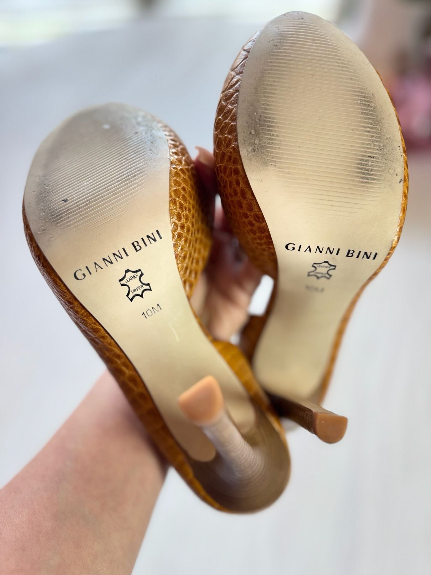 Gianni Bini Tan Croc Embossed D'Orsay Peep Toe Heels Size 10M 10