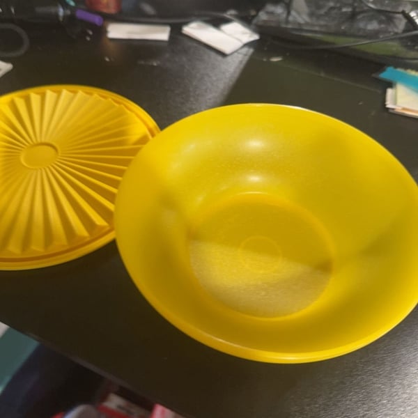 Vintage Tupperware Yellow Sunburst Bowl with Lid
