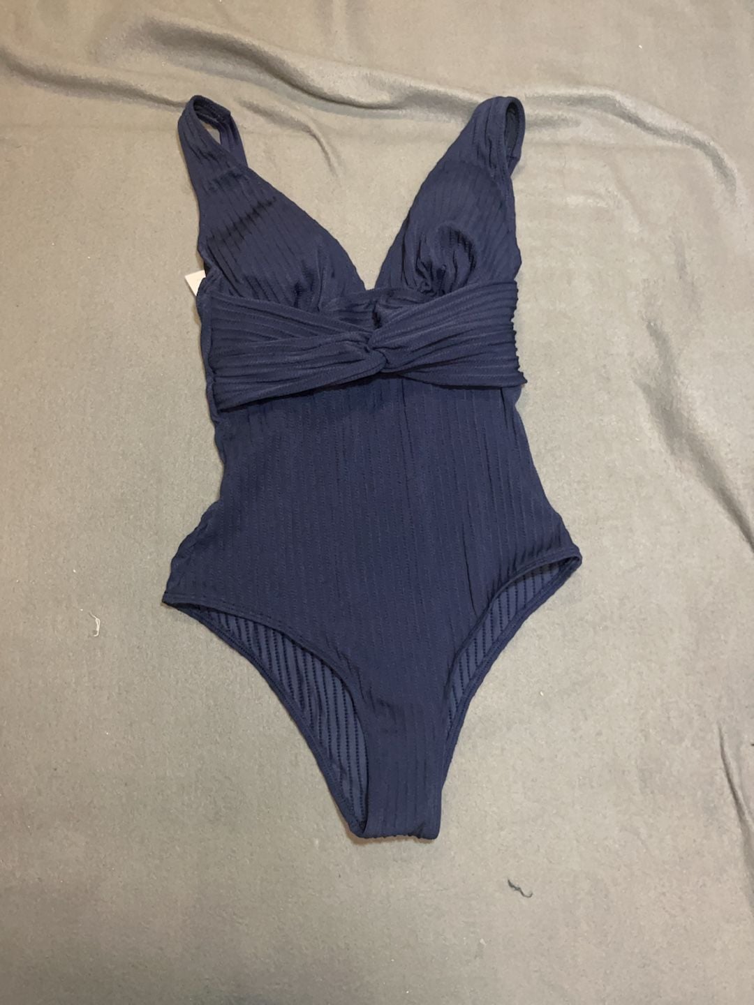 CUPSHE Women's Navy Blue Ribbed Twist Front One-Piece Swimsuit Size M 2