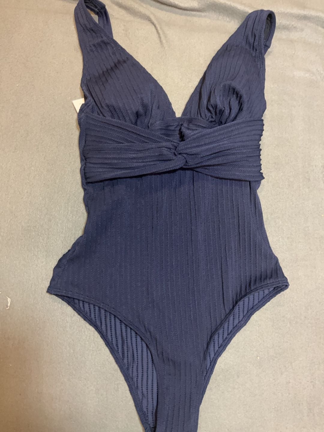 CUPSHE Women's Navy Blue Ribbed Twist Front One-Piece Swimsuit Size M 3
