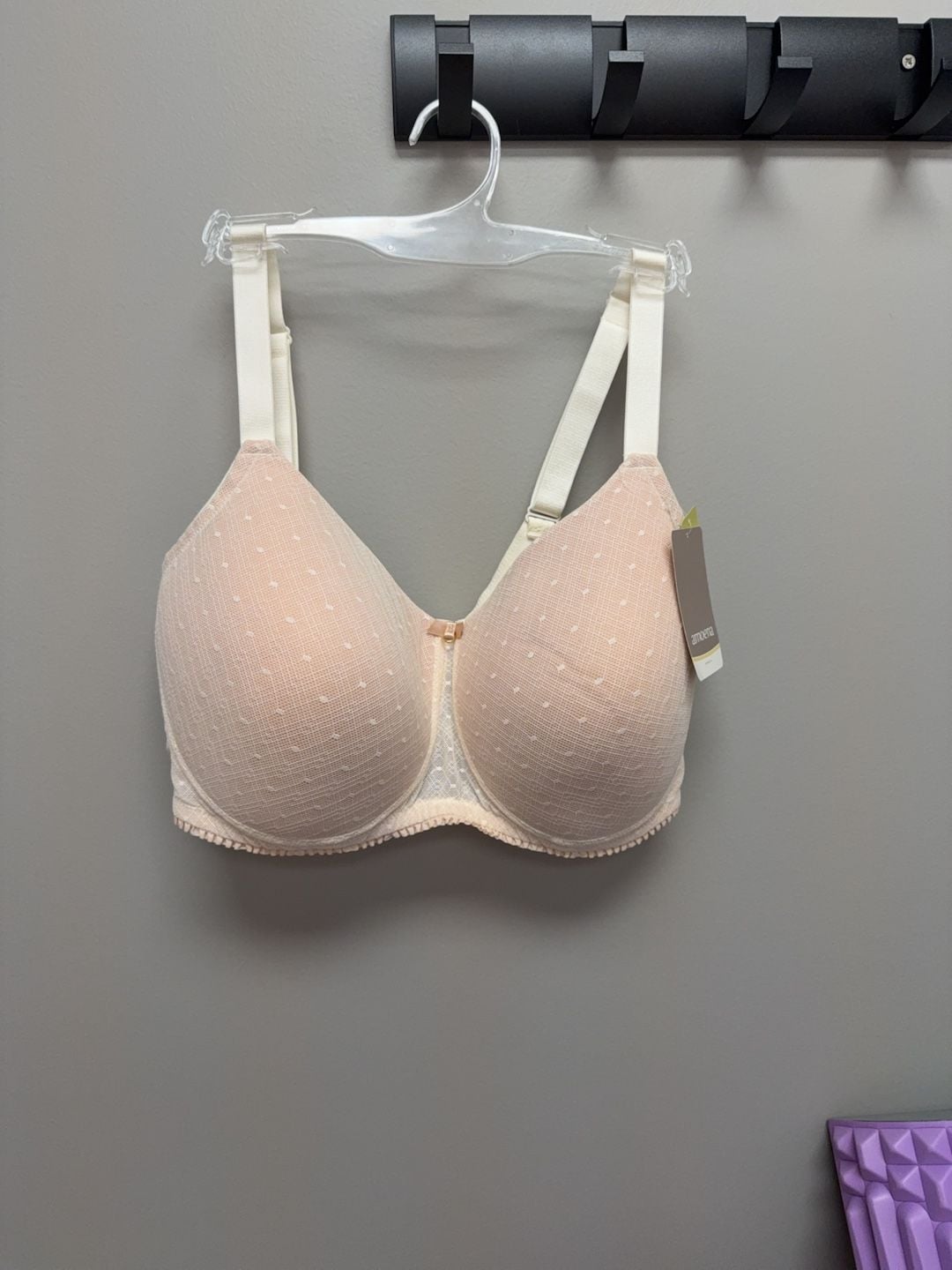 38 DD Amoena Mastectomy Bra Nude Swiss Dot Pattern 1