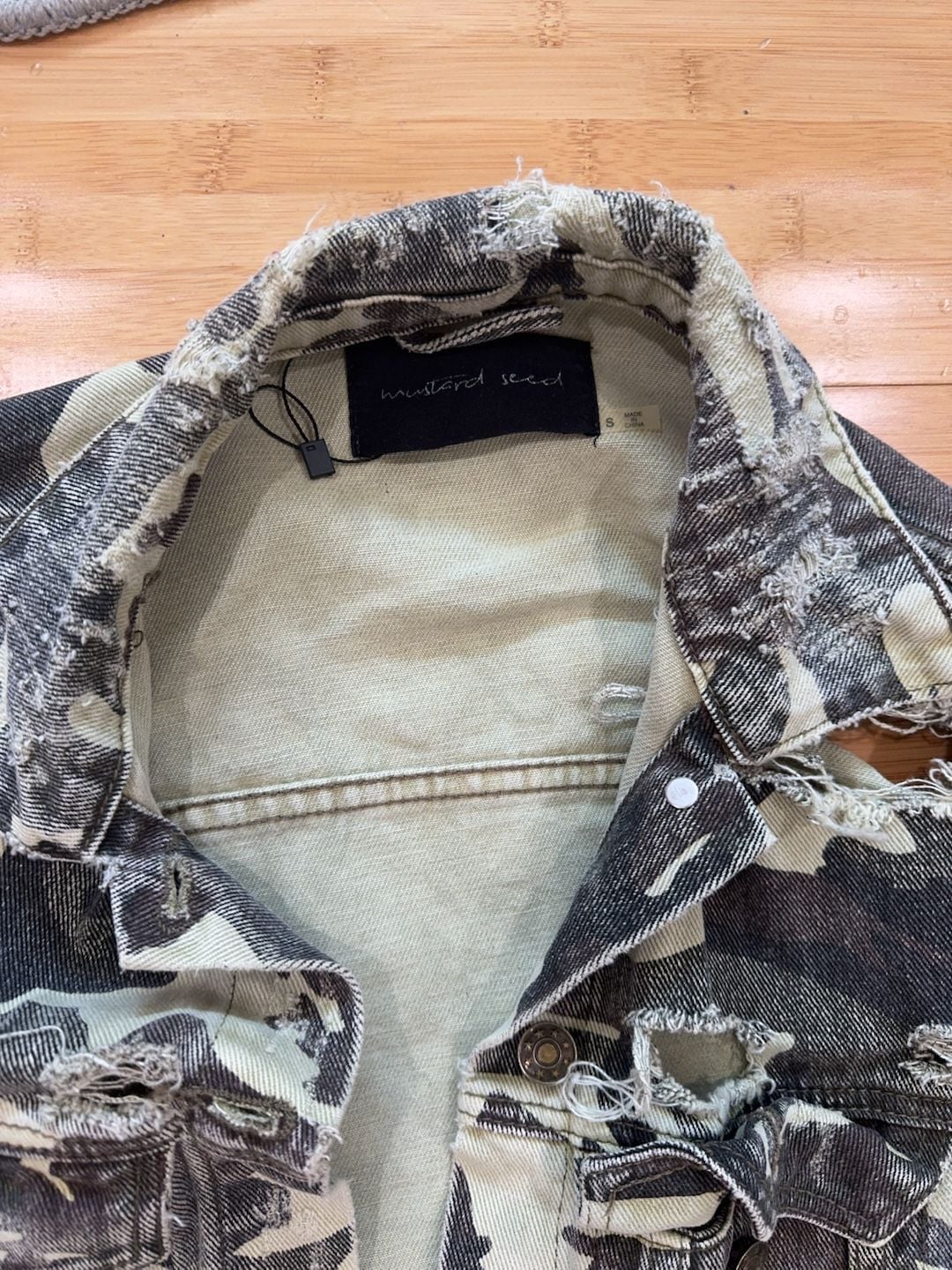 Mustard Seed Women's Distressed Camo Long Denim Jacket Size S 3